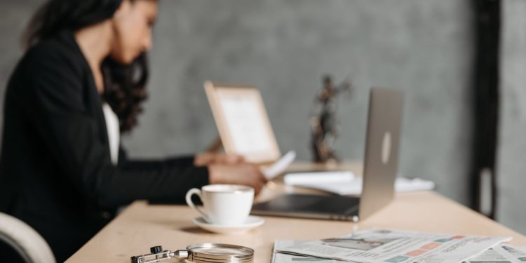 Desemprego de mulheres em 2021