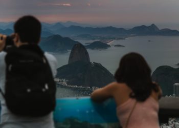 Brasil supera marca histórica e alcança 9 milhões de turistas internacionais em 2025