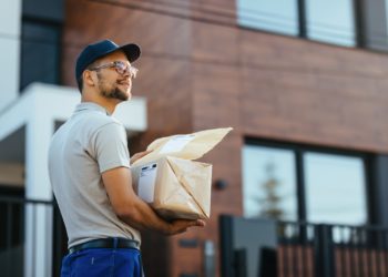 Correios avançam com escala 12x36 em setores operacionais e enfrentam reação sindical