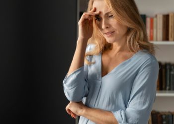 Por que a energia parece menor aos 40 anos, segundo a ciência