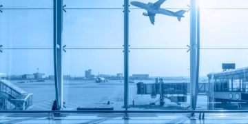 Reforma tributária pode elevar preço das passagens aéreas em até 25% no Brasil