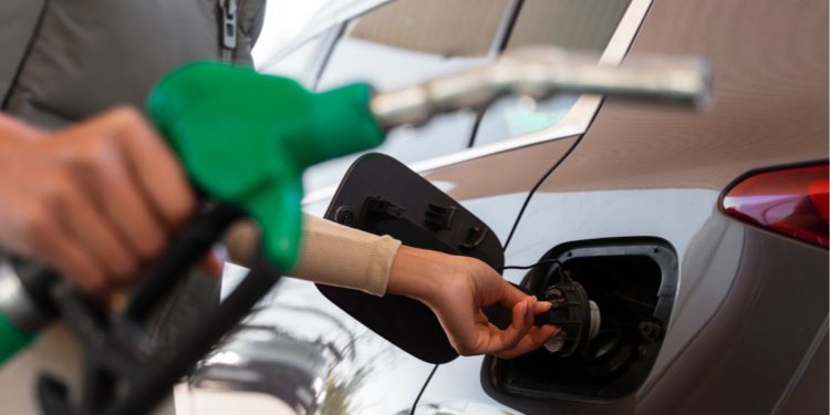 Mistura maior de etanol na gasolina reposiciona mercado e impulsiona inovação no setor de combustíveis