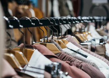 Fiesp e varejo reagem ao fim da taxação de compras internacionais e cobram revisão da medida