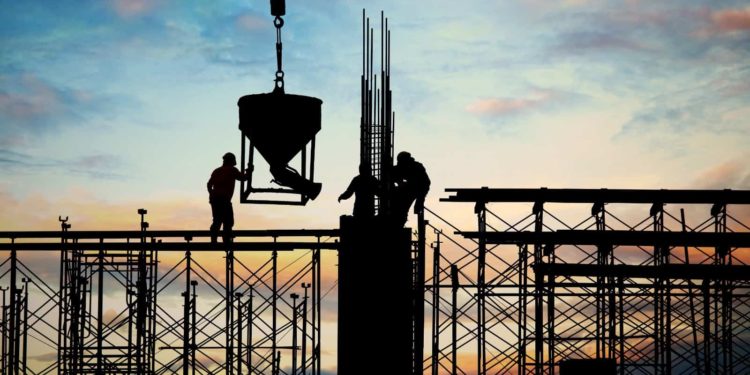 Engenharia brasileira encolhe enquanto investimento em infraestrutura se recupera